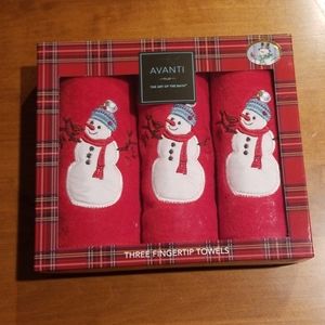 Avanti Christmas Snowman Fingertip Towel set NEW IN BOX